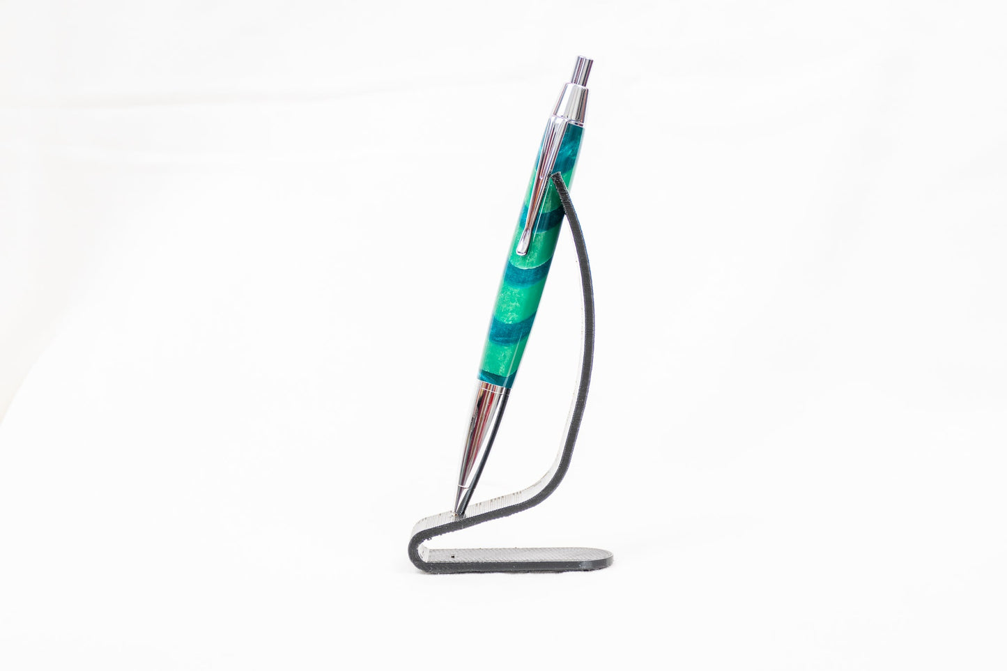 Handmade two-tone green resin striped click pen in chrome plating