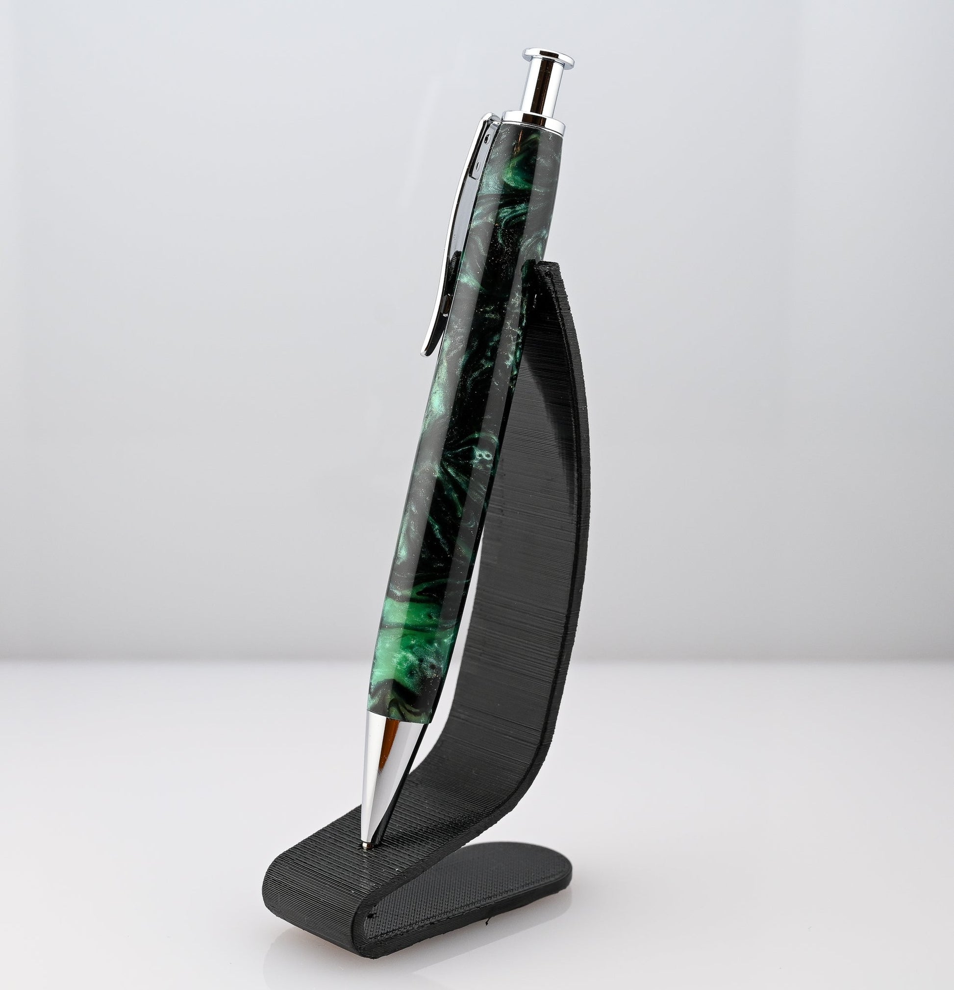 Handmade green and black swirl long smooth click pen with chrome plating