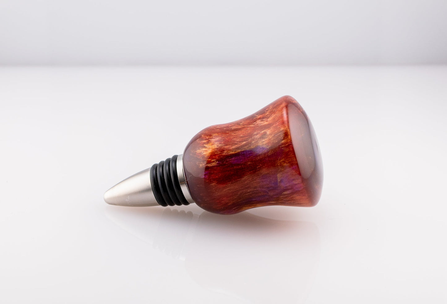 handmade gold and red resin bottle stopper